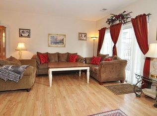 217 Swanstrom Pl E #217, Union, NJ 07083