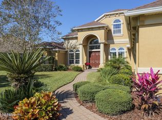 805 E Dorchester Dr, Saint Johns, FL 32259