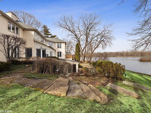 4th image of 932 Sandstone Dr