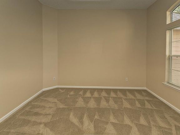 4th image of 12664 Hickory Lakes Dr S
