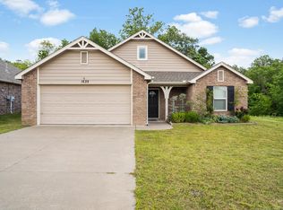 1535 W Burnham Ave, Sapulpa, OK 74066