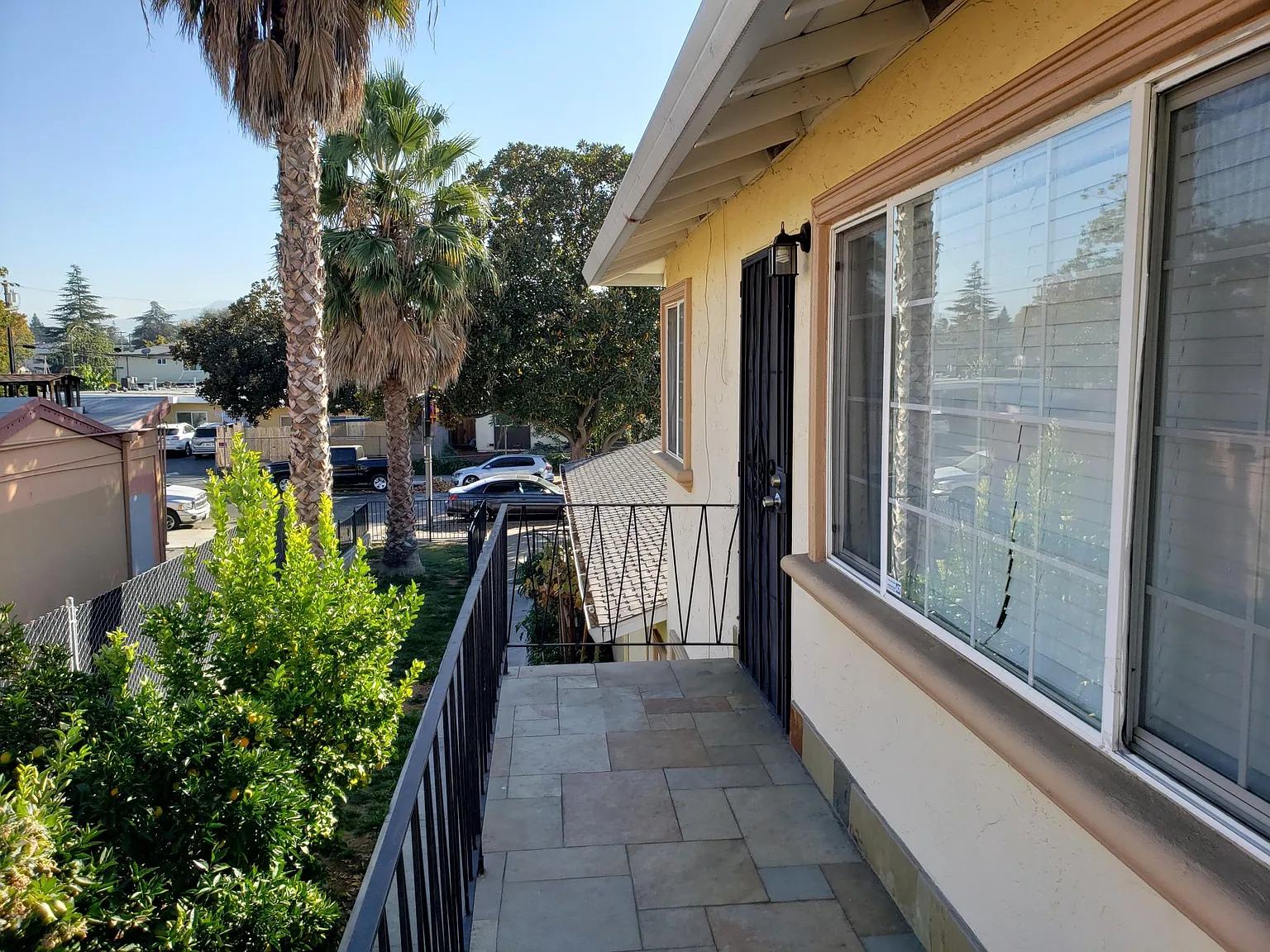 2 bed, 950 sqft, $2,800 — Photo 4