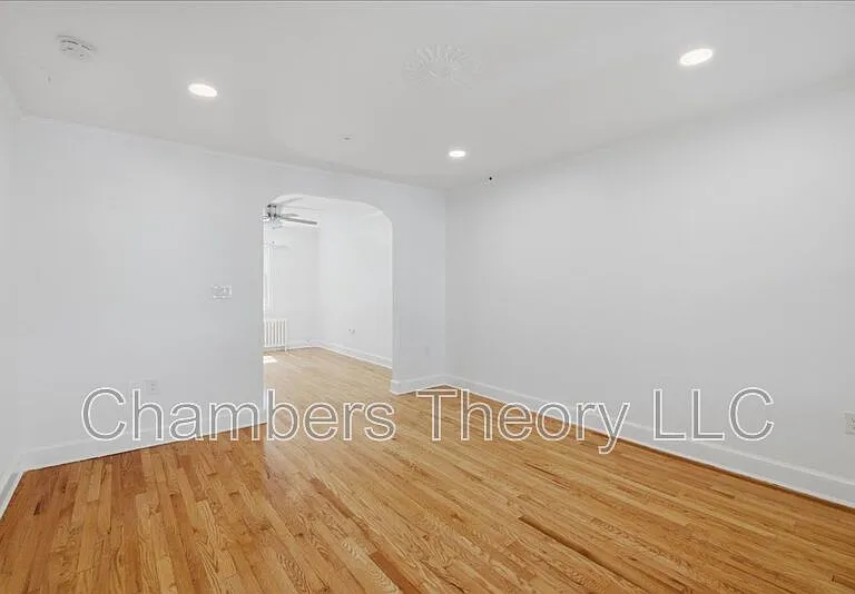 2230 Observatory Pl NW — Photo 22