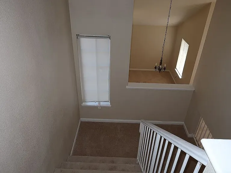 701 Deerfield Dr — Photo 29