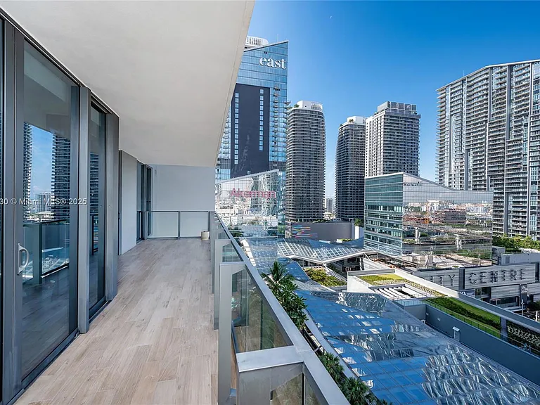 68 SE 6th St #1510 — Photo 1