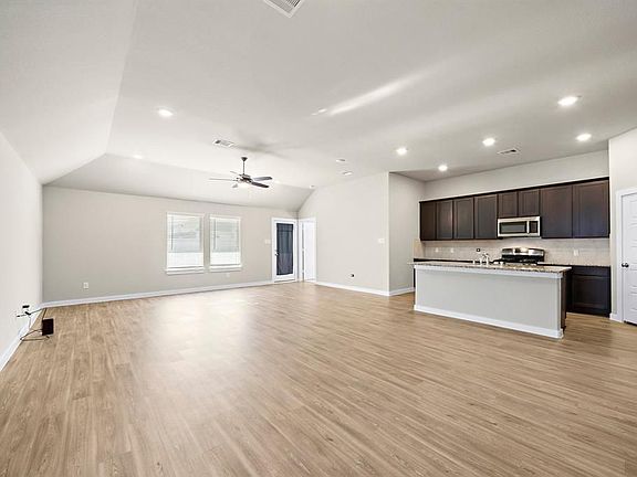 3rd image of 4642 Shipmans Cove Blvd