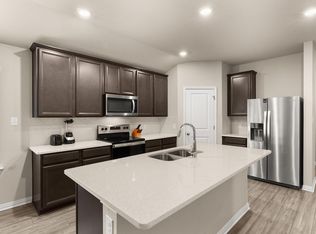 304 Giorgio Moroder Dr, Hutto, TX 78634