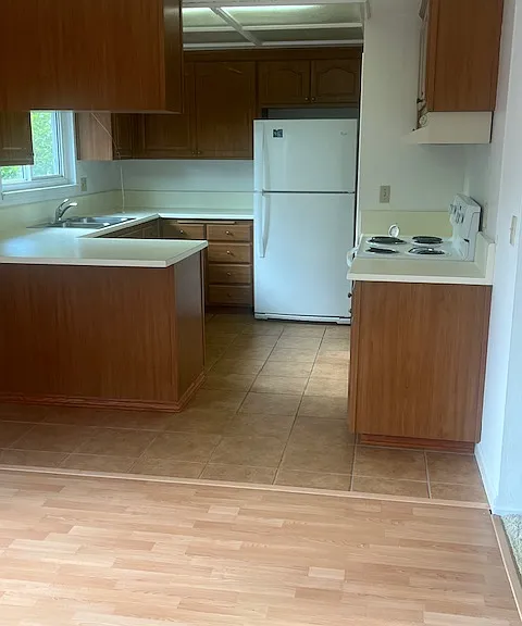 1542 Kooser Rd — Photo 5