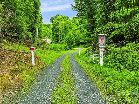 4th image of 961 Wilson Branch Rd
