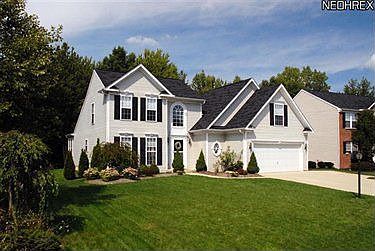 2nd image of 38966 Waverly Dr