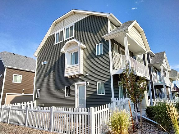 2nd image of 18651 E 54th Pl