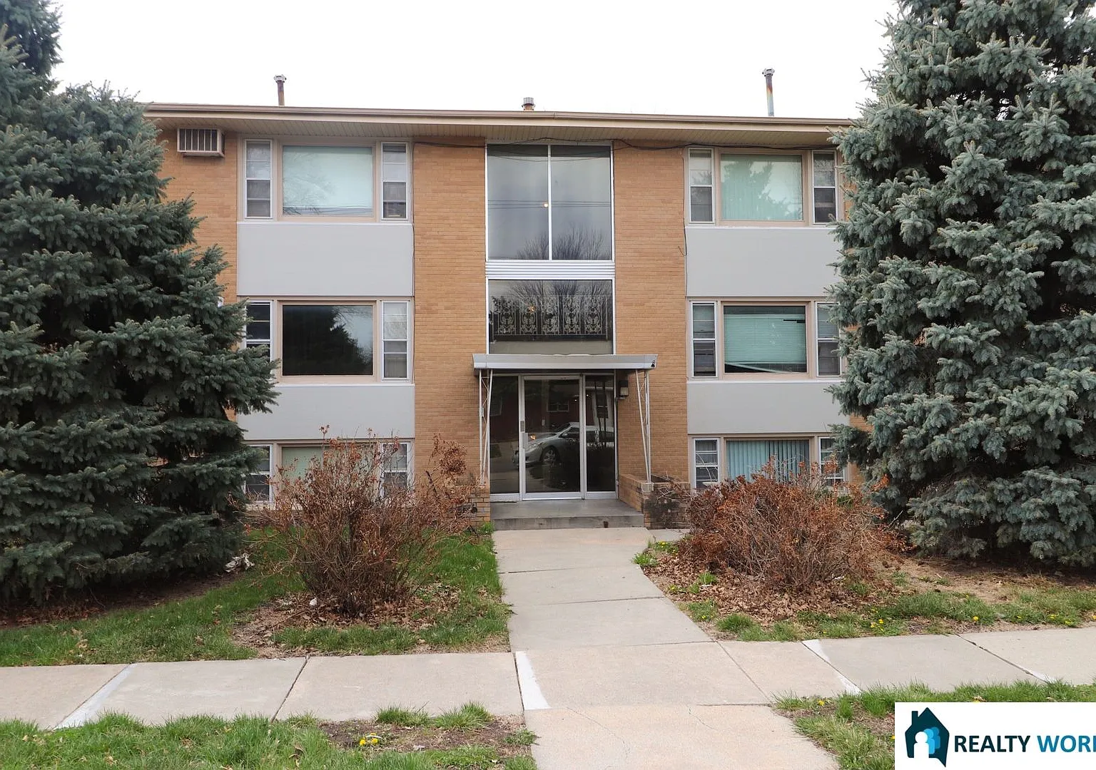 2405 North 50th Street — Photo 1