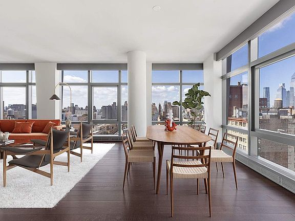 3rd image of 35 W 15th St APT 13-A