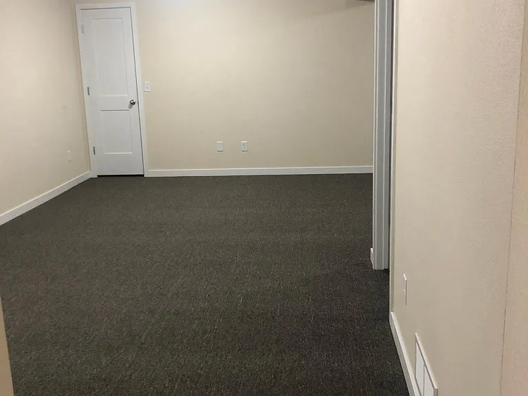 101 Fairfield St — Photo 23