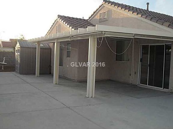 3rd image of 8425 Shady Pines Dr