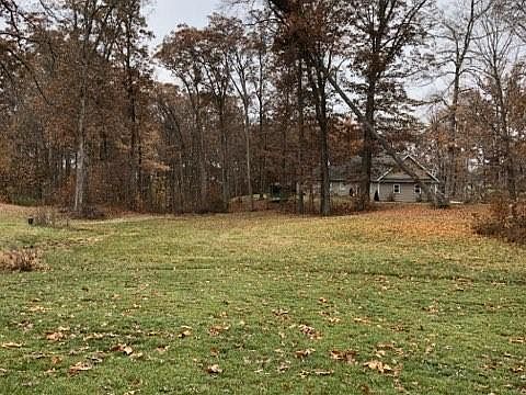 1st image of 17233 Forest Hills Dr