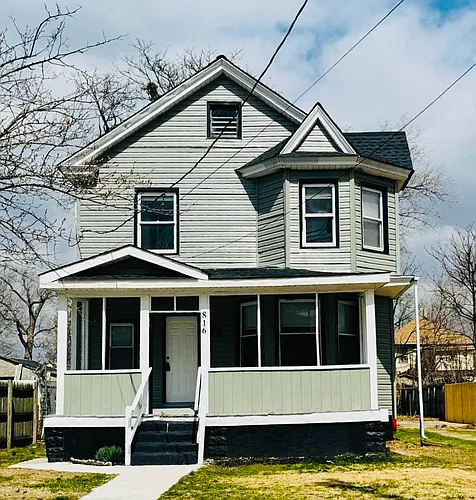 816 E Quince St Photo 1