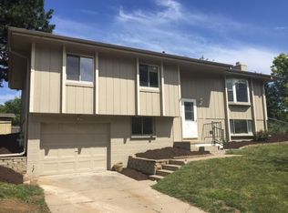 13805 Washington Cir, Omaha, NE 68137