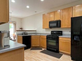 939 Lynn Rd, Lombard, IL 60148