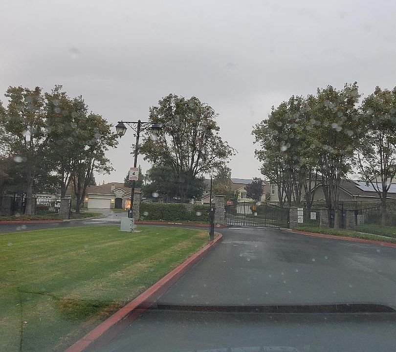 1st image of 10128 Tank House Dr