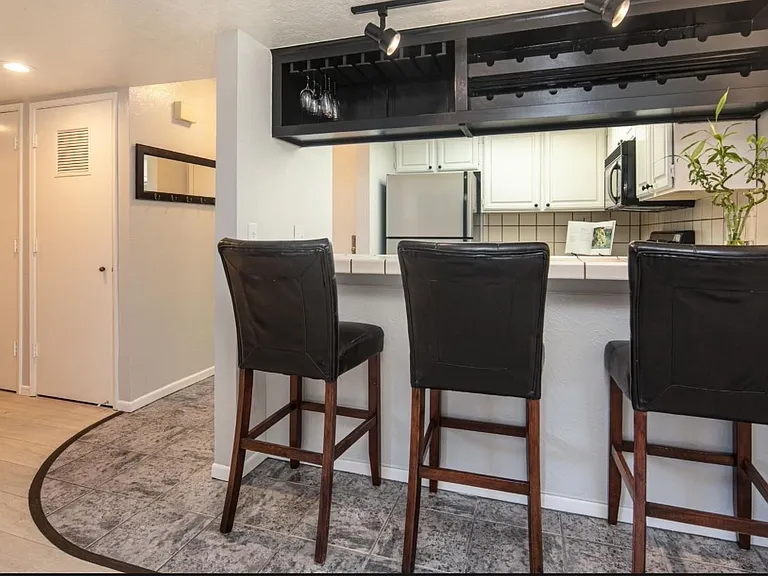 3095 Lakeside Dr #107 — Photo 11