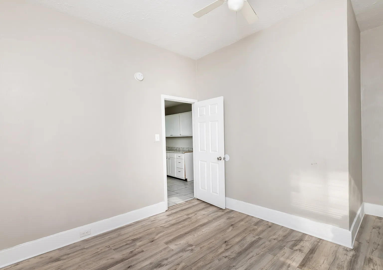 1058 Dixie Highway - 1 — Photo 2