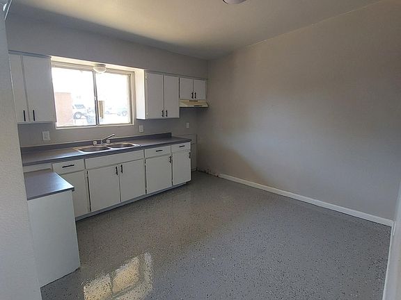 3rd image of 2202 W Heatherbrae Dr APT 3