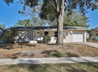 8475 95th Ter, Seminole, FL 33777