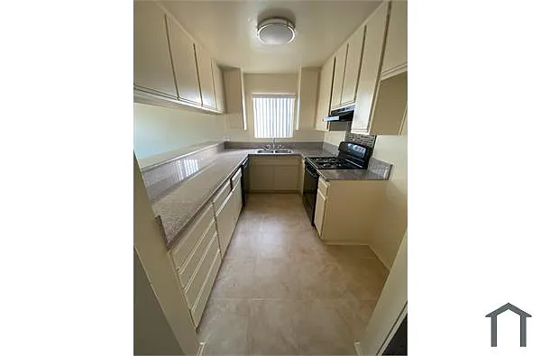 Building Photo - 5416 Corteen Pl