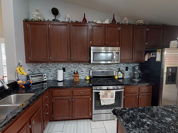 5th image of 3511 Vanderbilt Cir