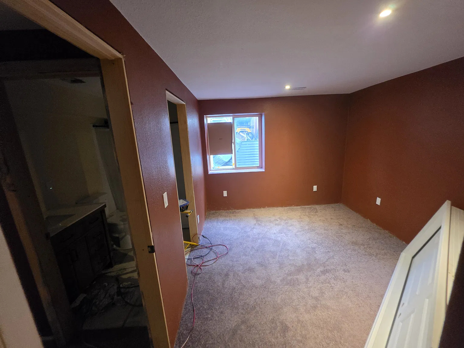 5 bed, 3.5 bath, 3223 sqft, $3,500 — Photo 3