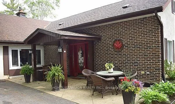 2082 River Rd W — Photo 23