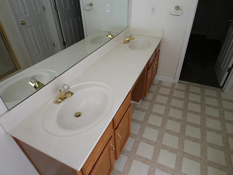 583 Stonehenge Dr — Photo 25