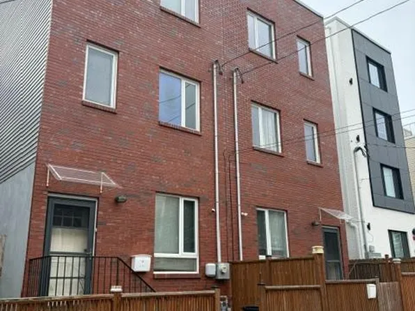 667 N 35th St, Philadelphia, PA 19104