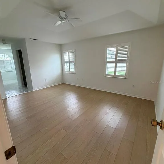 2 Lamar Ln — Photo 3