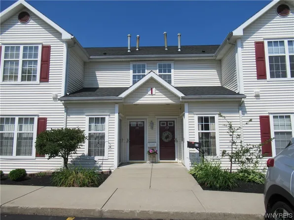 4331 Berkley Pl Unit I1, Hamburg, NY 14075