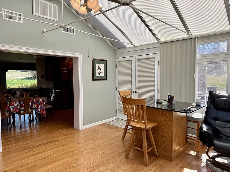 891 Leona Dr — Photo 46