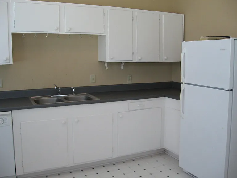 506 E Duffy St #D — Photo 6