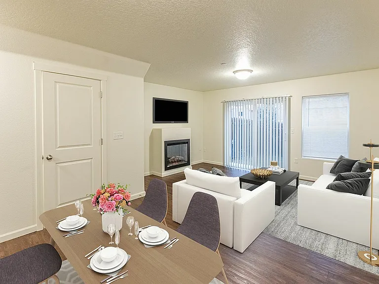 Fairview Court Townhomes — Photo 21