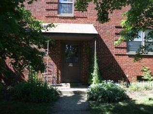 24 E Cooke Rd APT B, Columbus, OH 43214