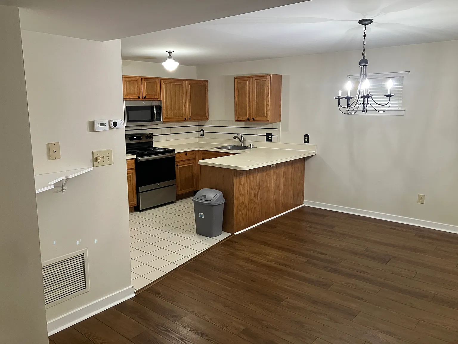 4602 Center Terrace Lane — Photo 4