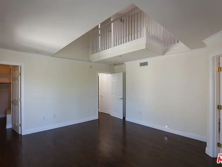 1171 Franklin St #104 — Photo 14