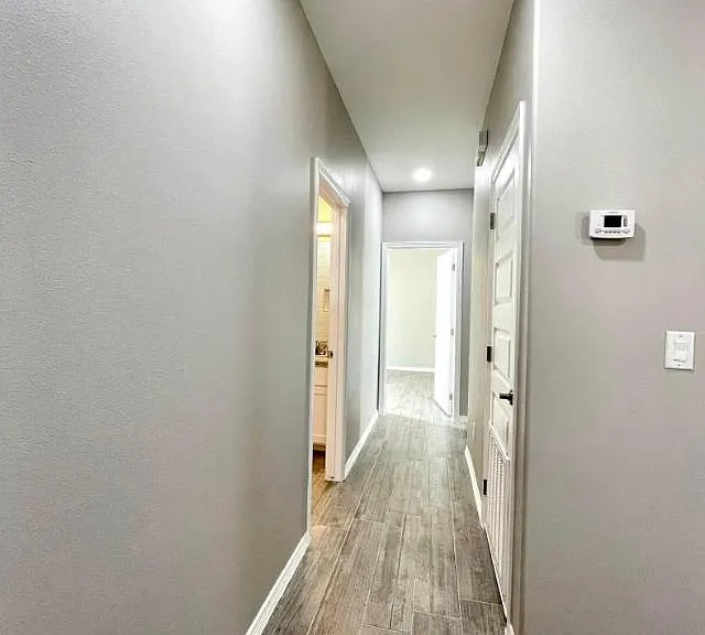 5106 N Crown Point #3 — Photo 4