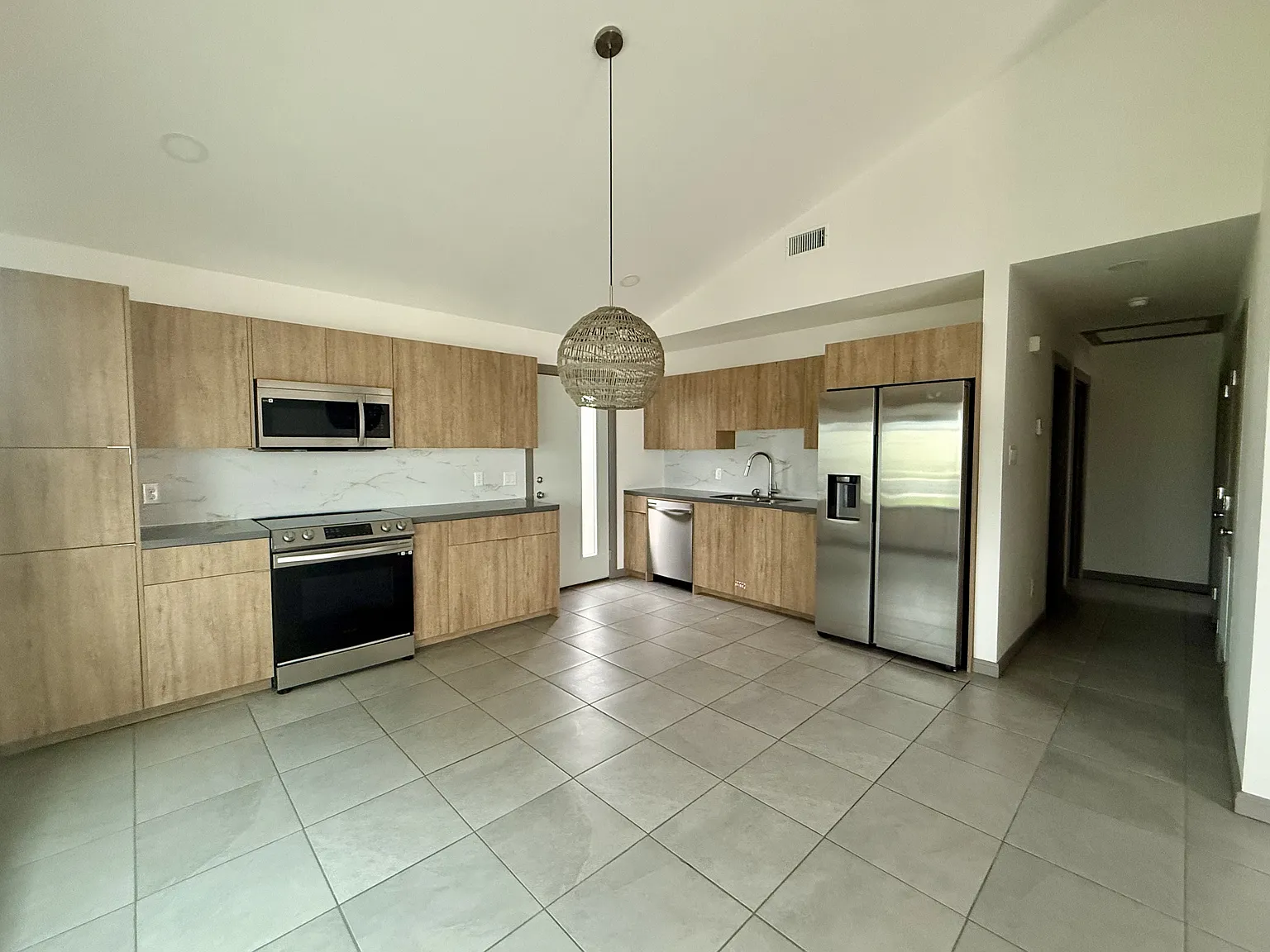 1321 East Iris Avenue - 1 — Photo 4