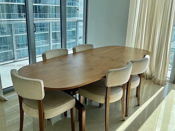 3rd image of 1111 SW 1st Ave #1914