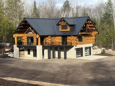 4323 Hillside Rd, Egg Harbor, WI, 54209
