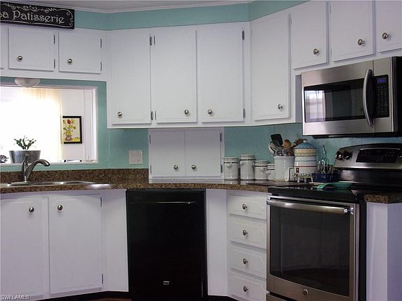 5th image of 14709 Constitution Way