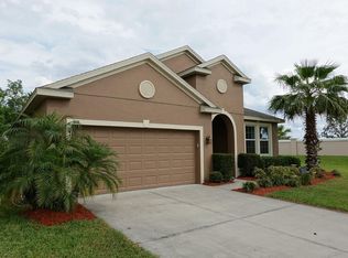 305 White Water Bay Dr, Groveland, FL 34736