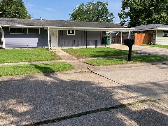 3rd image of 1116 Wiegand Dr