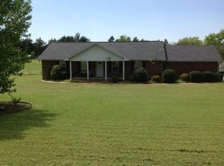 111 Bowen Estates Rd, Russellville, AR 72802